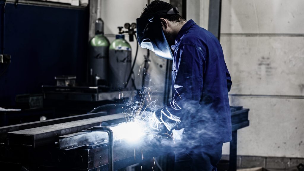 Heibl GmbH Blechteilefertigung Metallbearbeitung